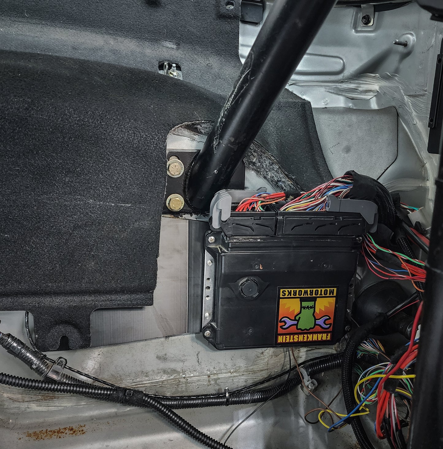 2GR-FE 2-Plug ECU Bracket - ZZW30